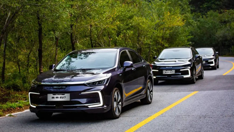 更科技 更綠色 | 北汽集團連續十八載護航全國兩會