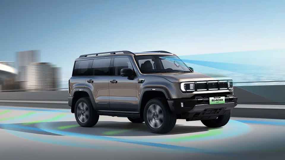 煥新價(jià)19.48萬(wàn)元起！BJ40增程元境智行版駕到！